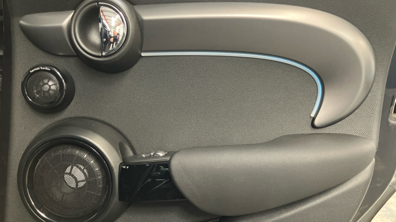 MINI Hatchback 2.0 Cooper S Exclusive 5dr Petrol Hatchback